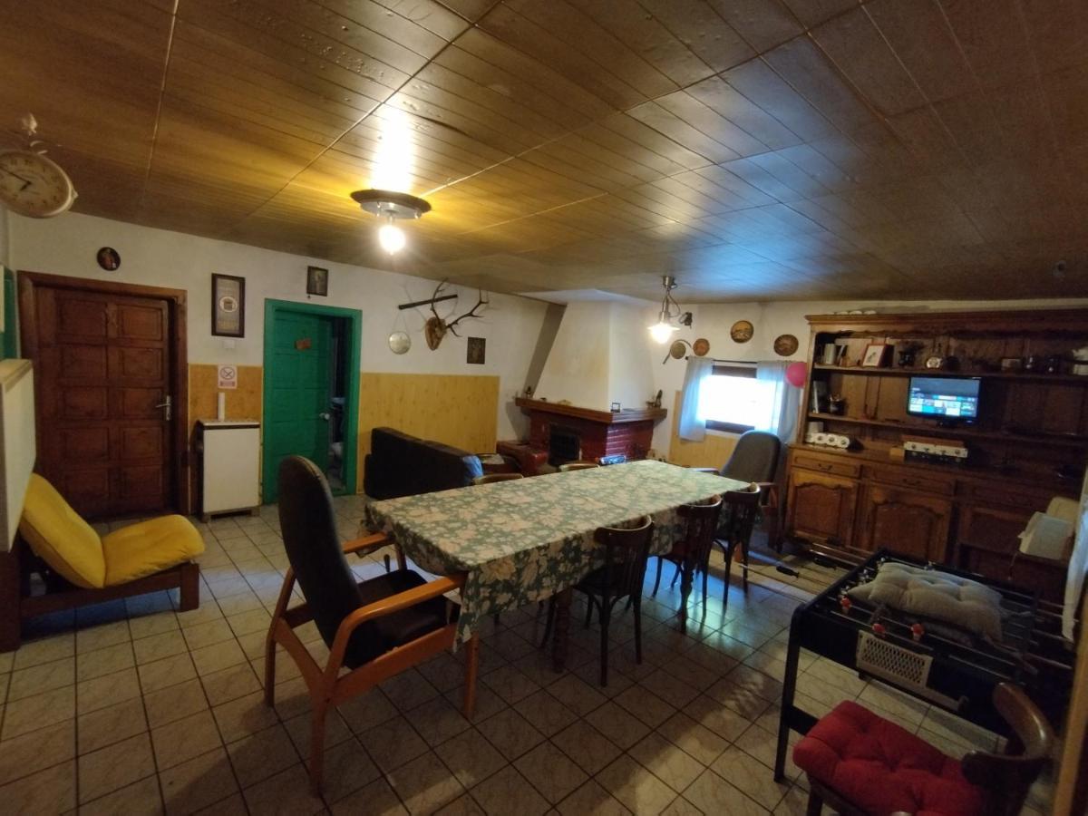 Cabana Pietricica Димбовічйоара Екстер'єр фото